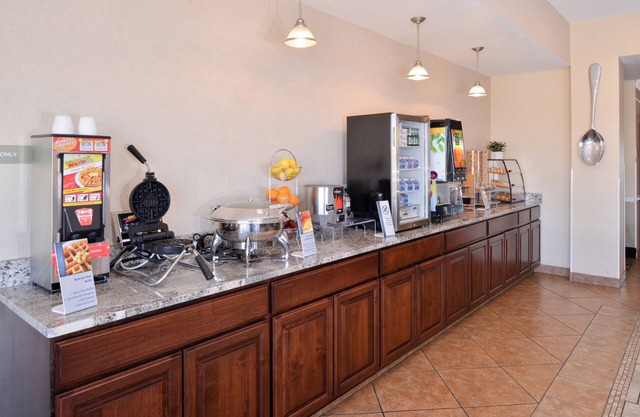 Best Western Plus Frontier Inn