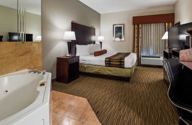 Best Western Plus O'Hare International South Hotel