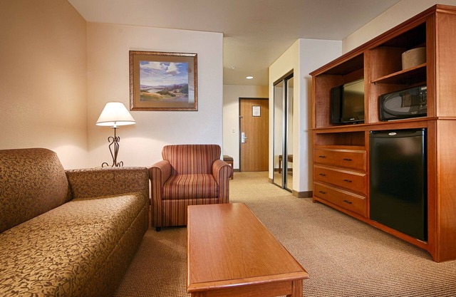Best Western Territorial Inn & Suites