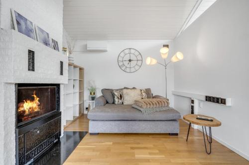 Big Aurora Family Apartment I Gym I Free Parking