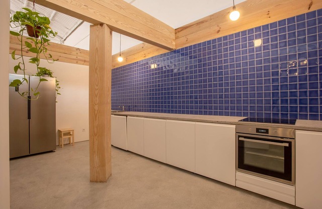 Big groups Riverside Warehouse