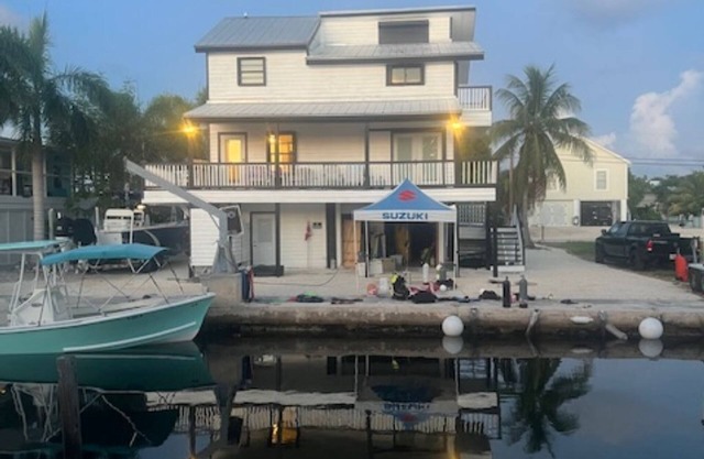 Big Pine Key, 3 BR, 2 1/2 Bath, Private Canal, Close to everything, KW
