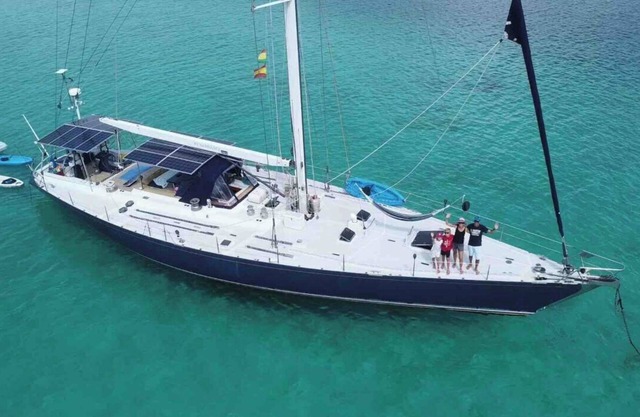 Biggest charter yacht in San Blas