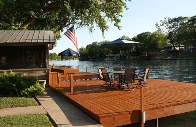Birdnest Family Lake House - Spacious Lake McQueeney Home