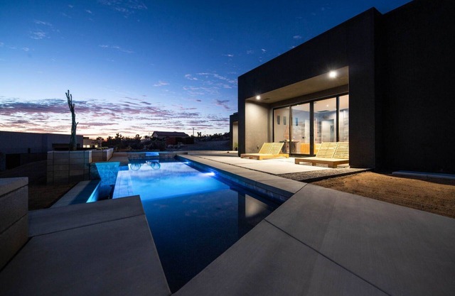 Black Casita by Fieldtrip - Bold Villa w Pool + Spa