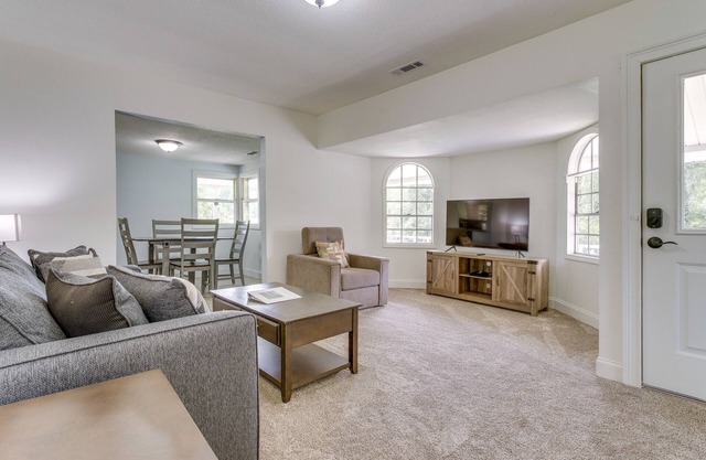 Blairsville Beauty Near Hiking Trails & Vineyards!