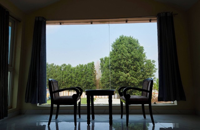 Bliss Farm Stay-IRIS