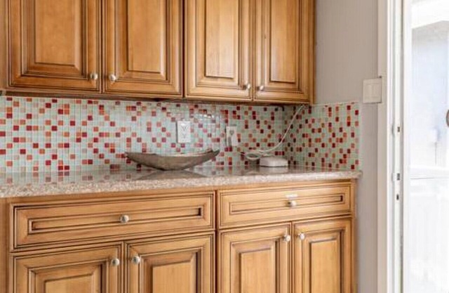 Blissful Hideaway BBQ Pet-friendly: 3BR/2BA Coastal Gem with Full Kitchen& Parking