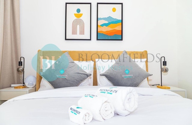 Bloomfields Spacious 2BR Duplex in Oasis Masdar
