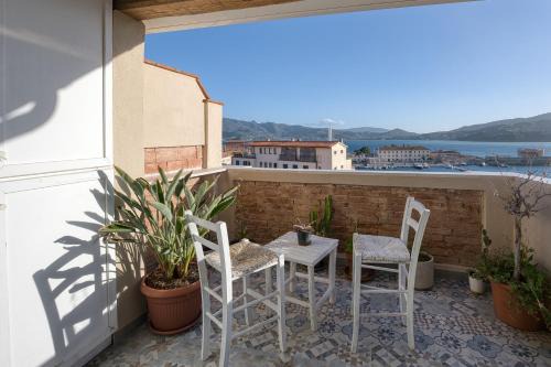 Blu in Green - Goelba