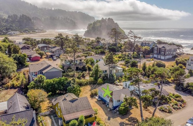 Blue Beach Cottage - Meredith Lodging