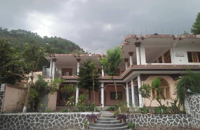 Blue Bell Hotel And Restaurant Balakot