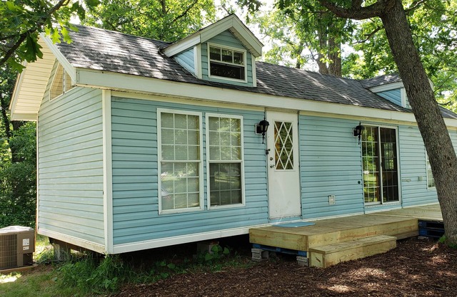 Bluebelle Tiny House in the 'Hundred Acre Woods'!