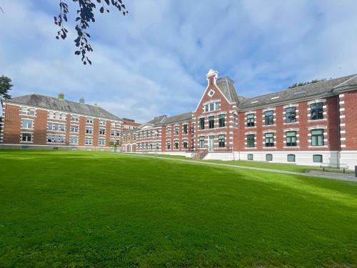 BnB Stavanger at Ap2 Nice and Cozy Central 3 Rooms