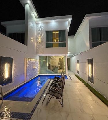 Boa Beach House with private pool