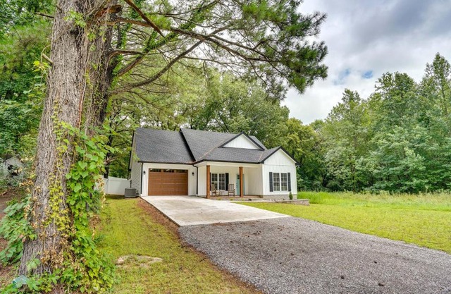 Boat Ramp Access Modern Kentucky Lake Home