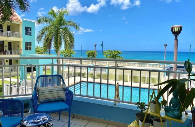 Boho Beach Box | Ocean Front Apt With Pool- in Downtown Walkable Location
