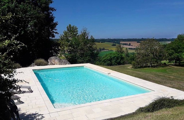 Bois Dragon - grande maison avec piscine privée