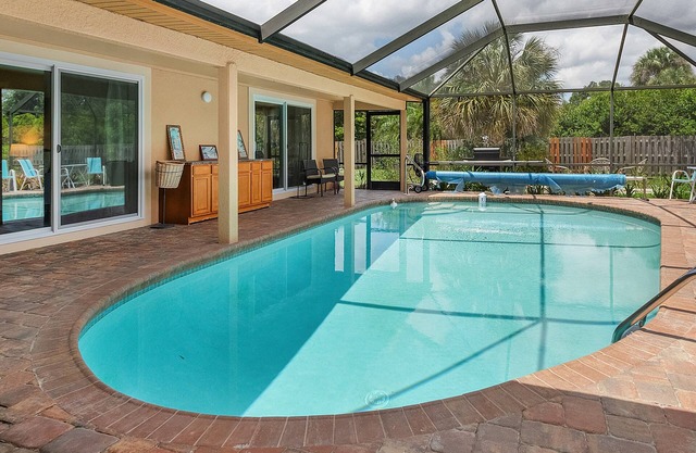 BOOK NOW! 5730 Winkler - Large Pool home perfect for a Fort Myers Vacation!
