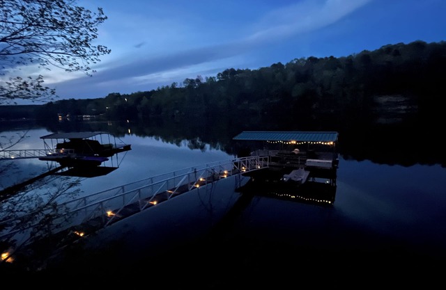 Book Your Fall Dates Now! Football, Fire Pit & Lake Fun!