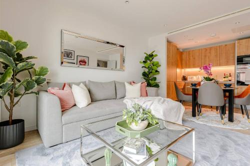 Boutique 2 Bed King's Cross Modern Apartment