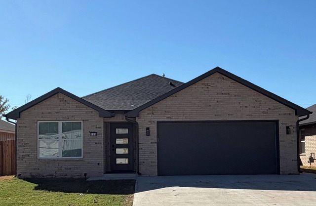 Brand new 4-bedroom home in Stillwater-under 1 mile from Boone Pickens Stadium