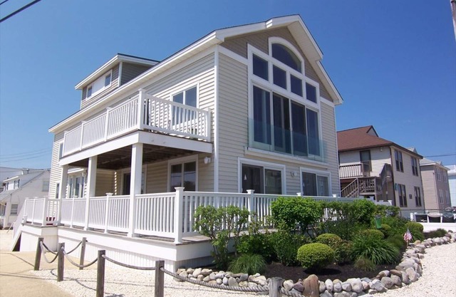 Brant Beach, 1 Off Ocean, 1st Fl. - 3BR, 2 Bath. Perfect Family Rental