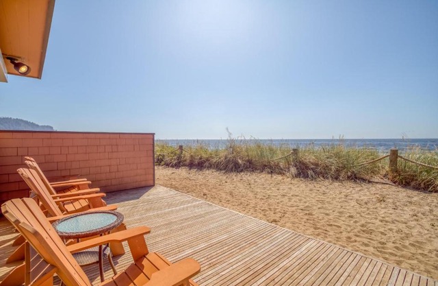 Breakers Beach House 9 - Meredith Lodging