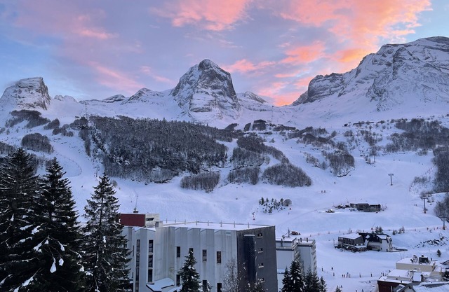 Breathtaking view of the slopes and the valley- Apartment 6 pers.