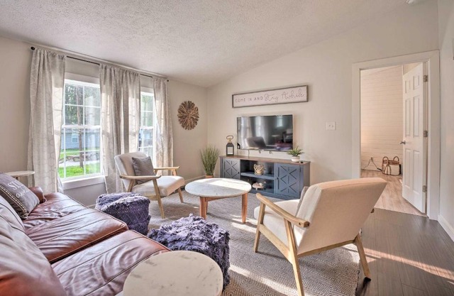 Breezy Coloma Getaway with Grill - 1 Mi to Beaches!