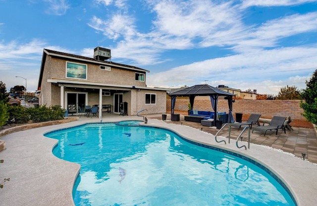 Bridgeview Villa