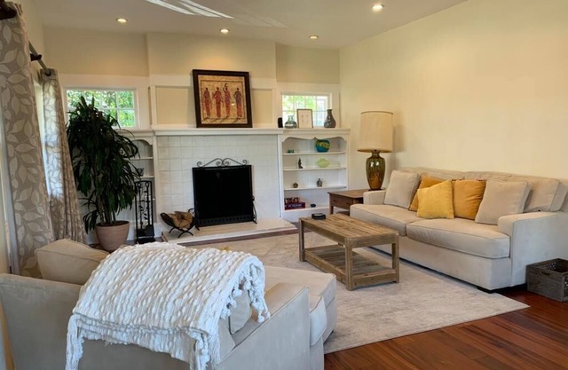 Bright and Beautiful Craftsman in downtown San Mateo