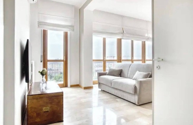 Bright apt. Duomo overview