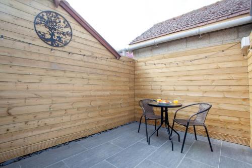 Bright & Lovely Studio with Parking In New Forest