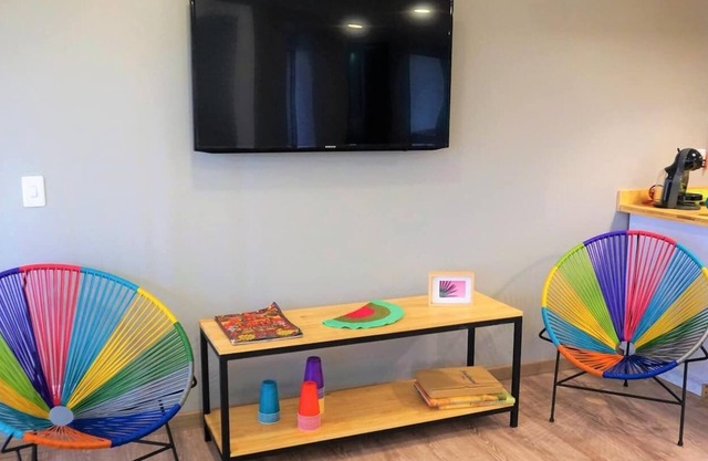 Bright, stylish Terrace Apt 5 min to T zone Andino