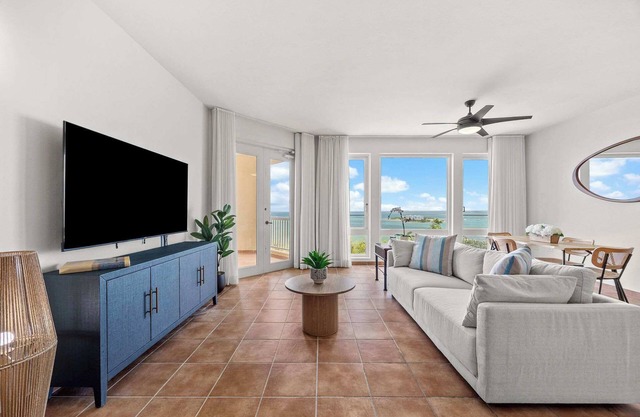 Brisas Del Mar | Stunning Views & Best Location