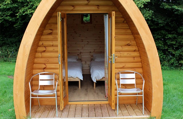 Broadstone Park Camping & Fishery