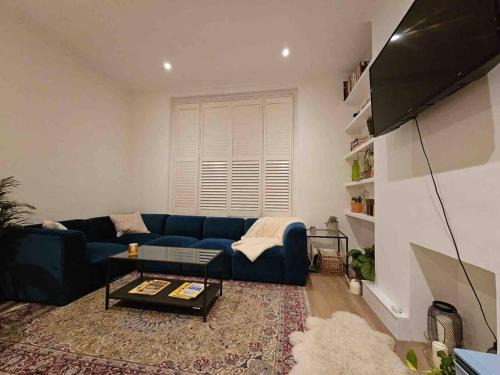 Brook Green 2 bed flat