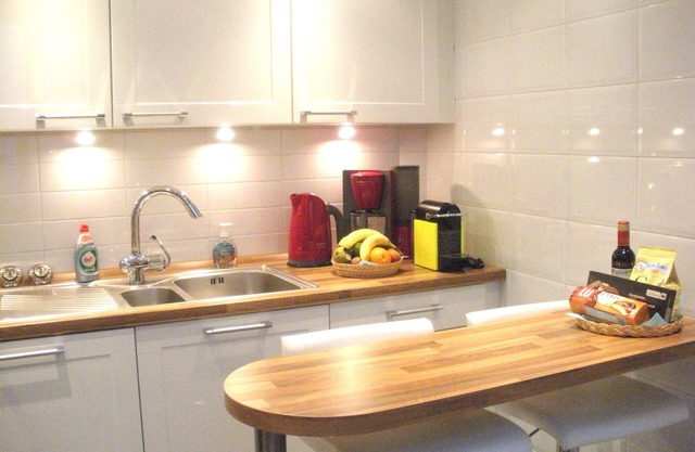 Brussels Nice Apartment Modern near EU, Grand place. Free Garage, Free WI-FI