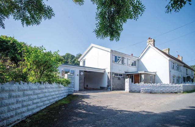 Bryn View – 5 Bedroom Holiday Home – Oxwich