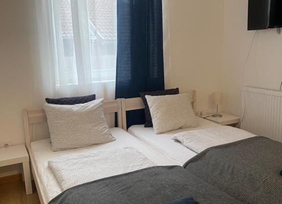 Budapest Airport-Vecsés Trainstation Apartman K7