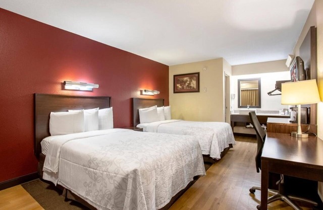 Budget-Friendly Room Near BWI – Free Shuttle Service and Coffee