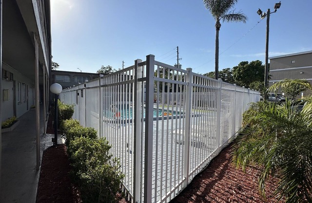 Budget Inn St Petersburg