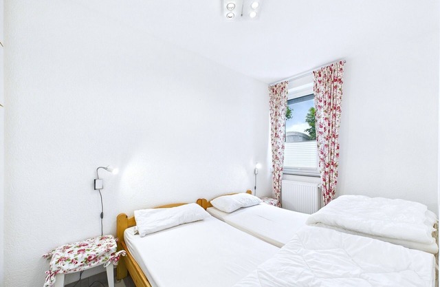 Bungalow for 6 guests with 78m² in Dornum (296735)