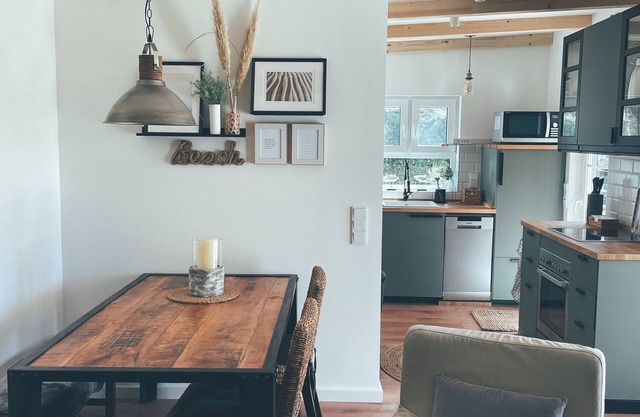 Bungalow-Private Bathroom-Partial sea view-Bungalow Cordula