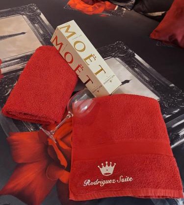 Buze Rodriguez Suite