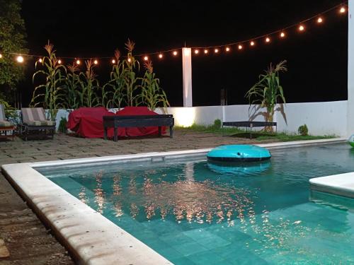 Cómodo apartamento con piscina