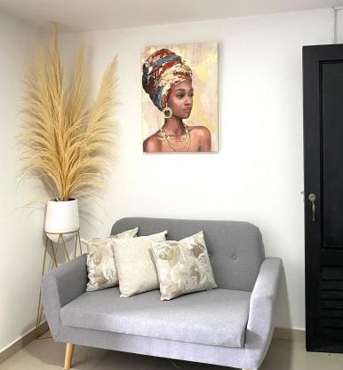 Cómodo y central apartaestudio