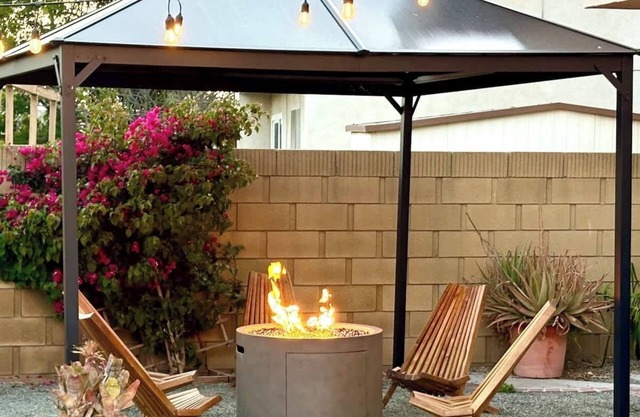 CA3 House Spacious SoCal Home for Groups