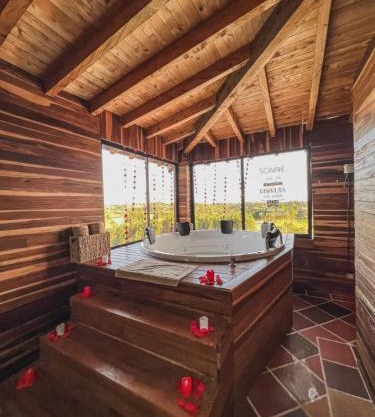 Cabaña con Jacuzzi ilimitado/BBQ/Hermosas vistas